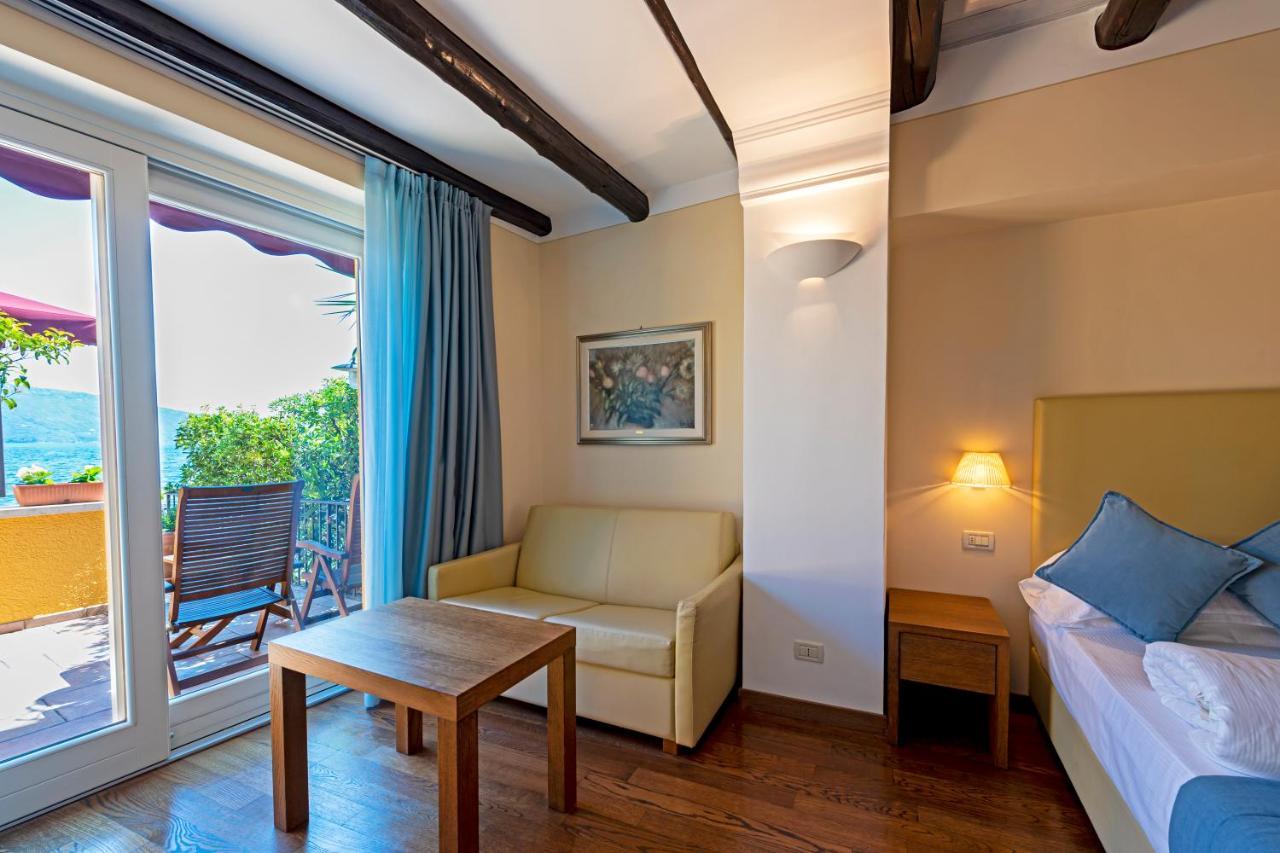 Hotel Baia D'Oro - Adults Only Гарньяно Экстерьер фото