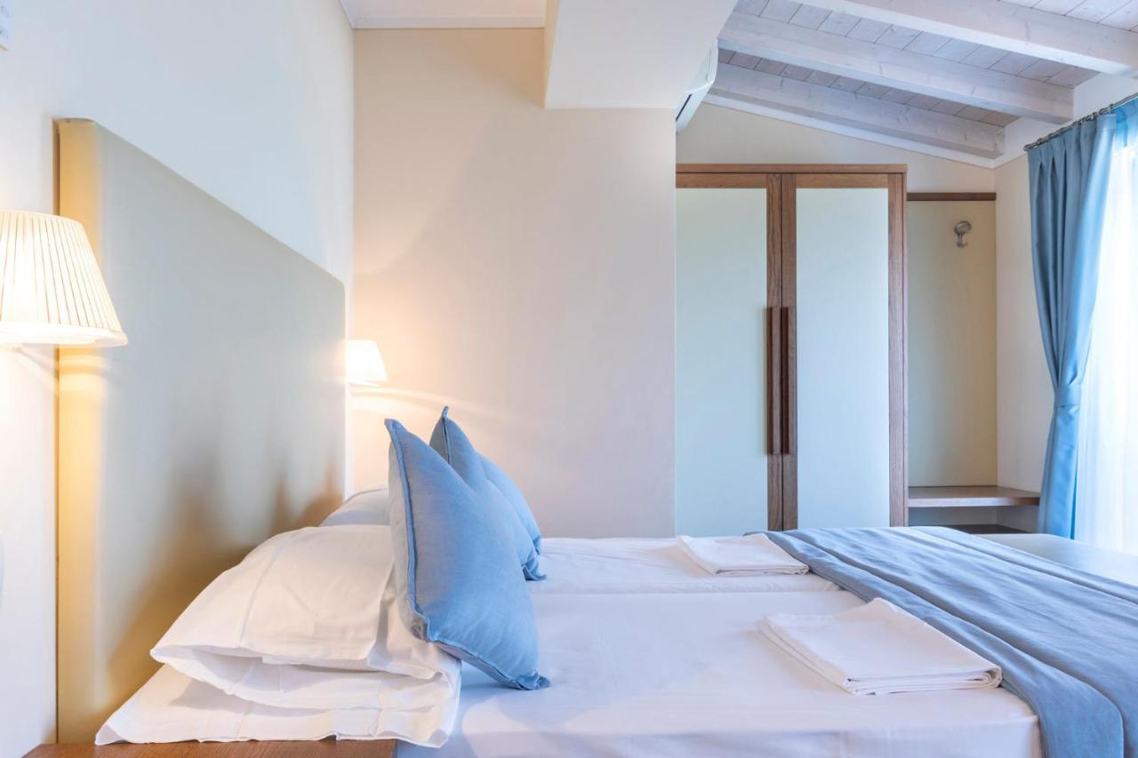 Hotel Baia D'Oro - Adults Only Гарньяно Экстерьер фото